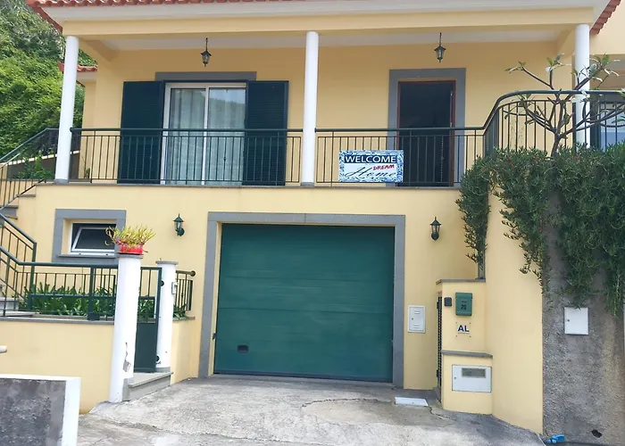 Dream Calheta (Madeira)